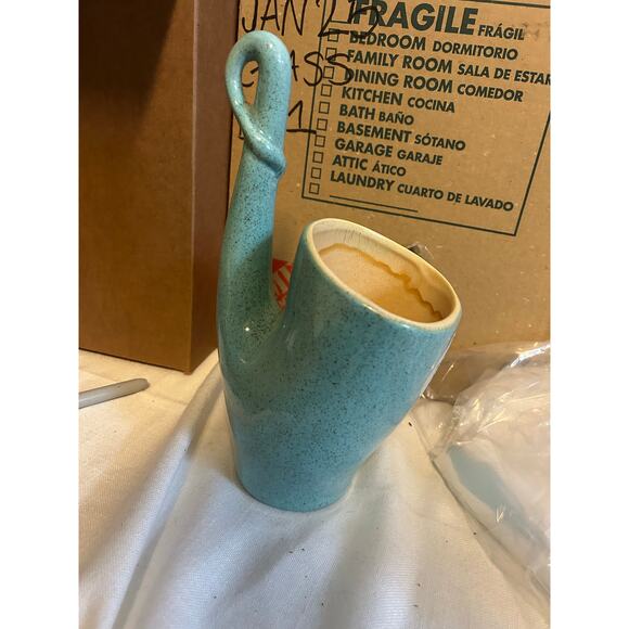 Vintage Red Wing free form turquoise vase 1950’s 10.25” Mid century planter - Picture 2 of 5